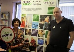 UNISON activists at Gordon House tell staff "You're worth it!"